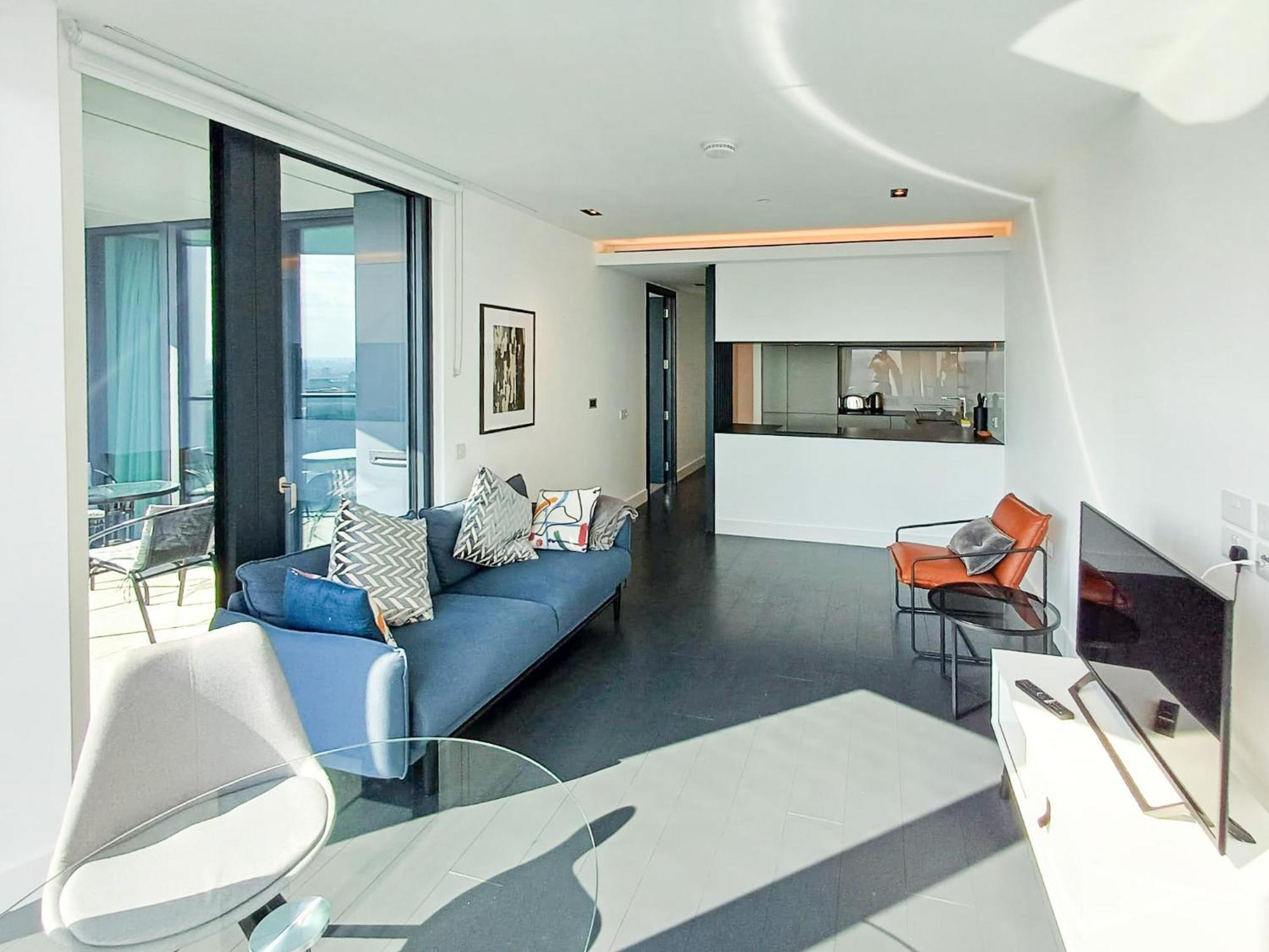 Luxury Balcony Apartment, Canary Wharf * Londres