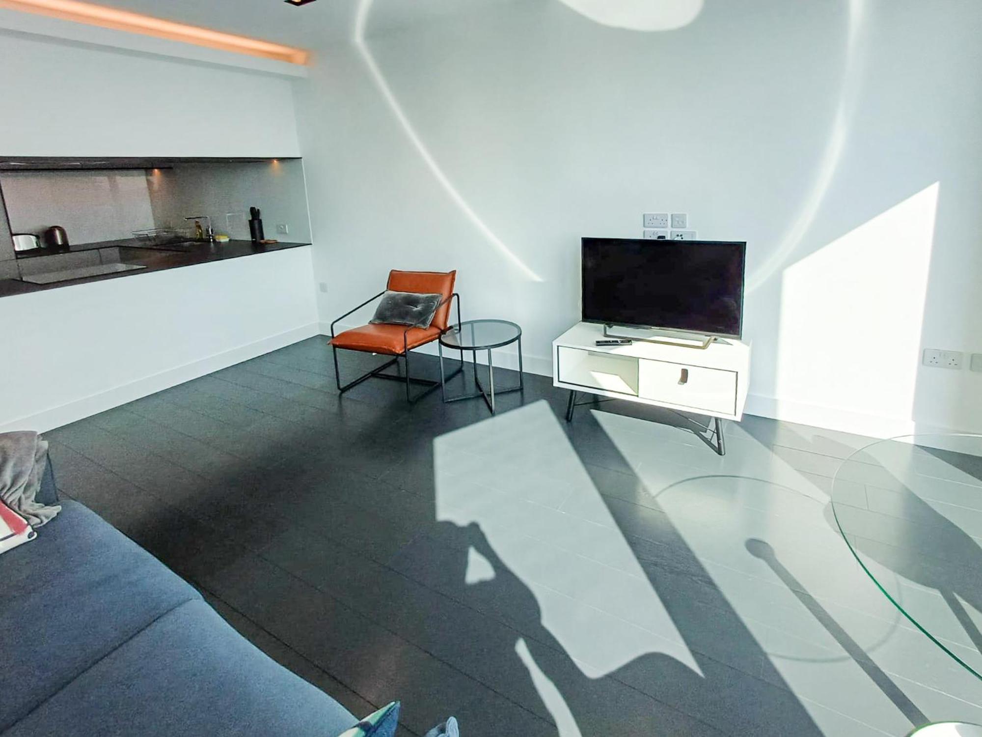 Luxury Balcony Apartment, Canary Wharf * Londres
